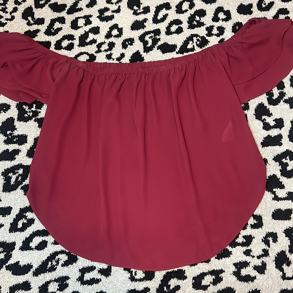 Windsor off the shoulder top